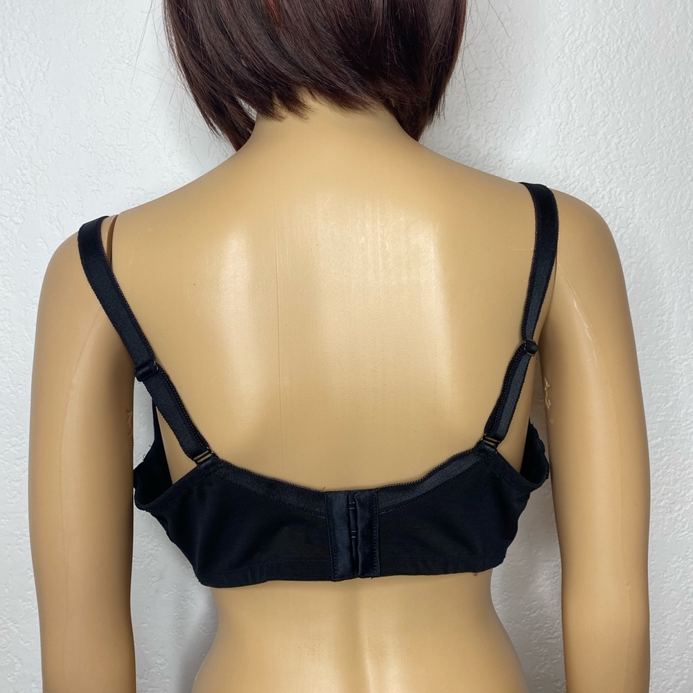 Torrid Womens Perfect T-Shirt Bra Black Size 38 DDD Lightly Lined Underwire NWOT - Picture 4 of 8